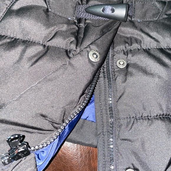 GAP Winter Warmth Puffer Jacket - Picture 6 of 8